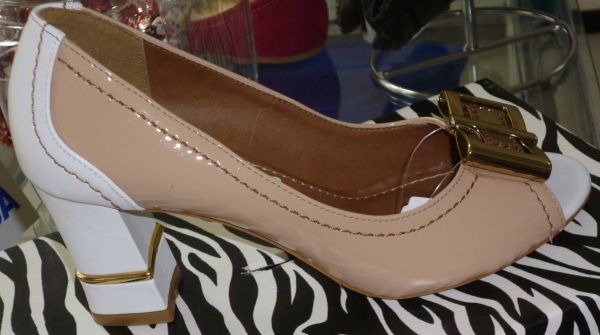 peep toe WJ